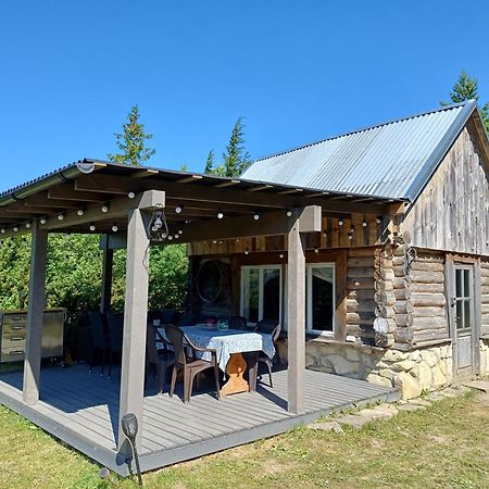 Intsu Suvemaja Hotell Liiva  Exteriör bild