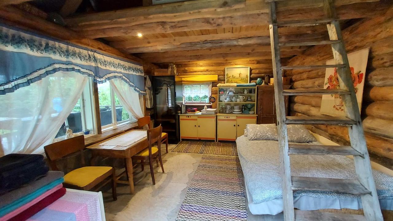 Intsu Suvemaja Hotell Liiva  Exteriör bild
