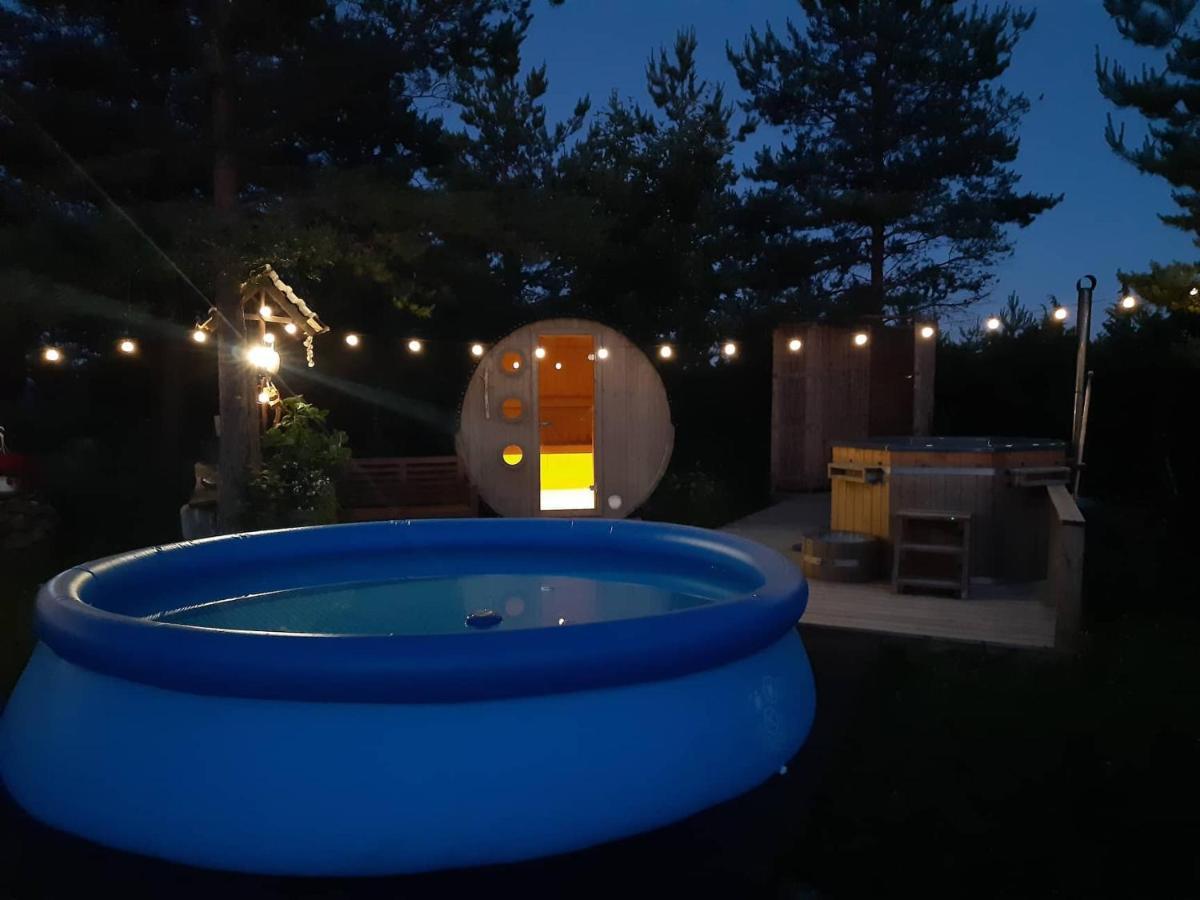 Intsu Suvemaja Hotell Liiva  Exteriör bild