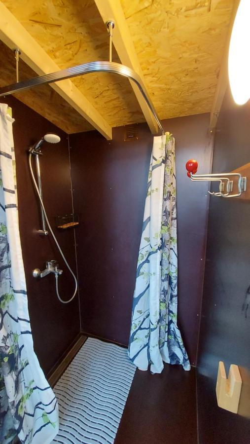 Intsu Suvemaja Hotell Liiva  Exteriör bild