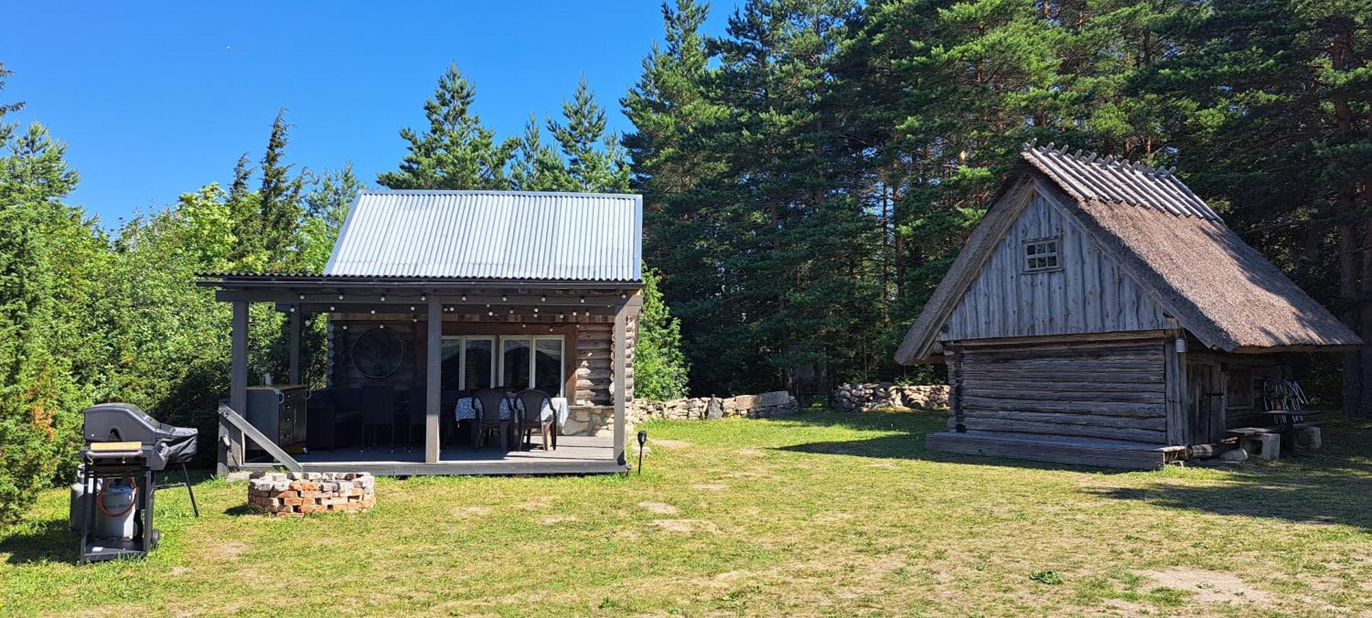 Intsu Suvemaja Hotell Liiva  Exteriör bild